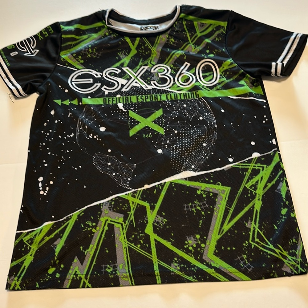 Boys esx gaming jersey size 10/12